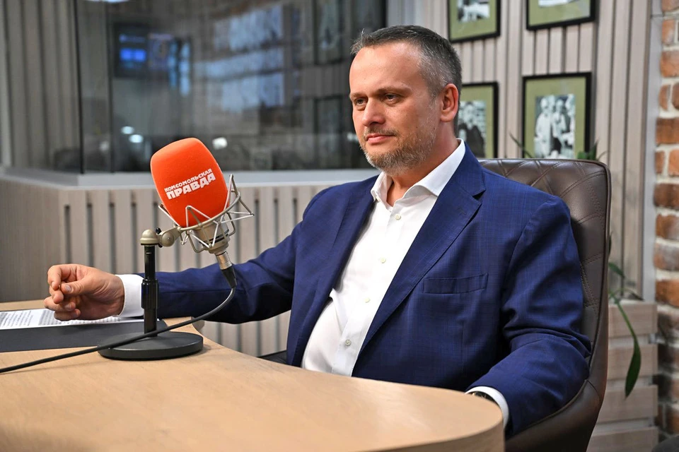 Министр транспорта России Андрей Никитин дал эксклюзивное интервью в эфире Радио «Комсомольская правда»