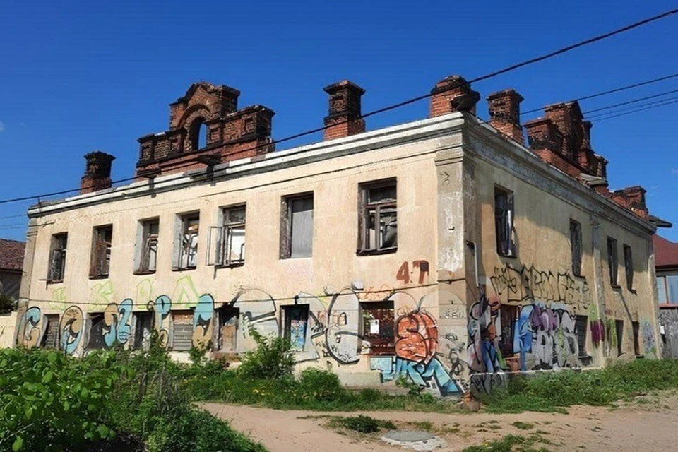 Старинный дом подготовят к восстановлению.