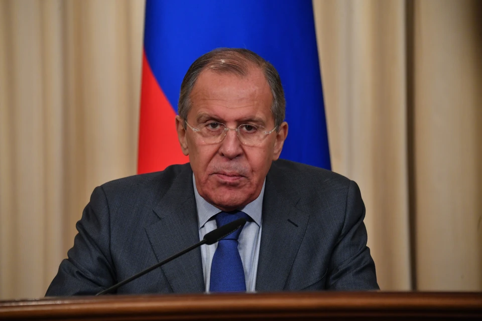 Лавров считает, что игра Зеленского на публику не пойдет на пользу Украине
