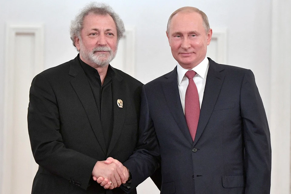 Владимир Путин присвоил звание Героя Труда хореографу Борису Эйфману. Фото: Kremlin Pool/Global Look Press