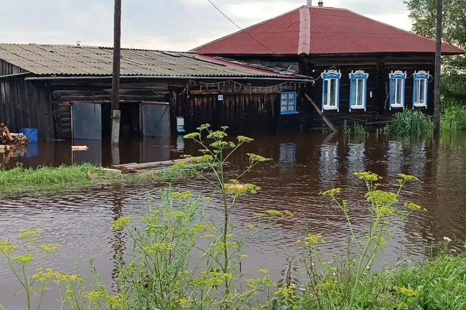 В Ирбитском районе подтопило более 200 участков. Фото: Алексей Никифоров в МАХ