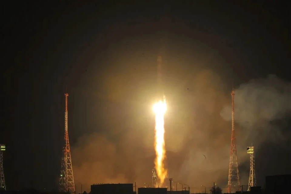 Ракета вывела на орбиту пилотируемый корабль «Союз МС-29» с экипажем из трех человек.