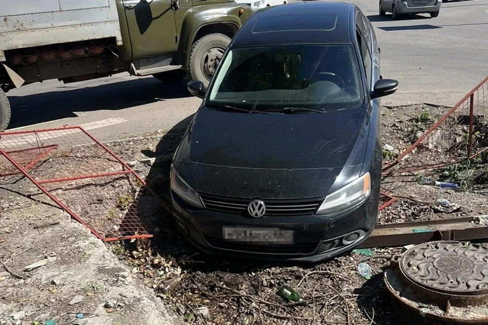 В Донецке росгвардейцы задержали водителя, который чуть не сбил пешеходов. Фото: Росгвардия