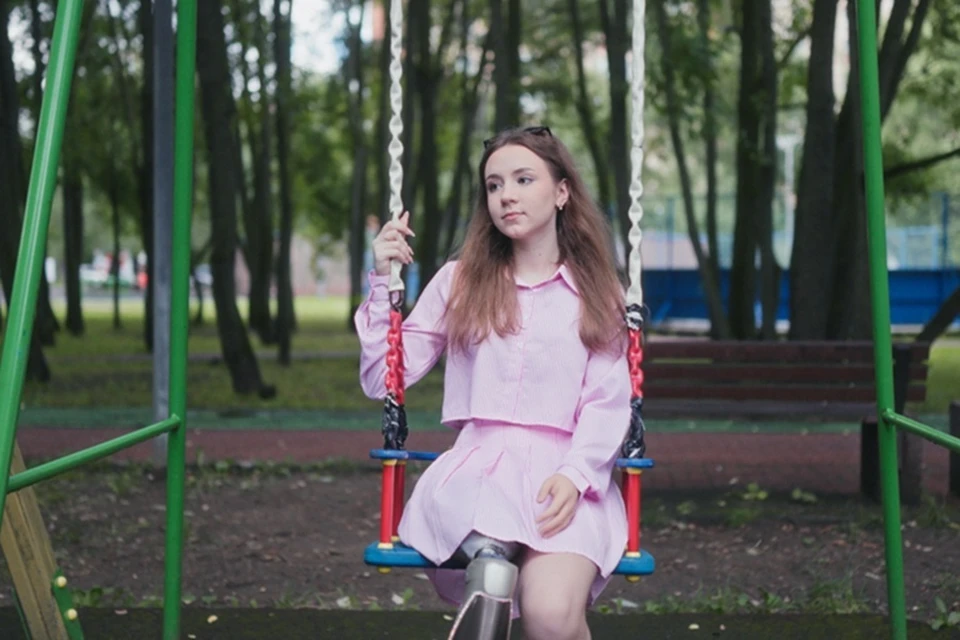 В Москве завершились съемки фильма «Полина» о девочке из Горловки, потерявшей руку и ногу. Фото: Президентский фонд культурных инициатив