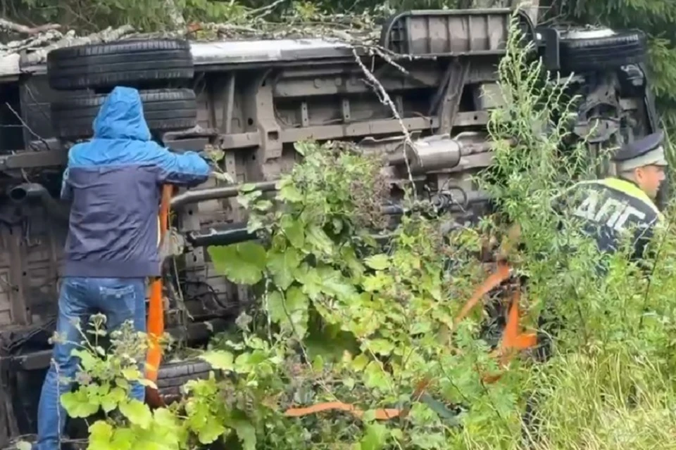В аварии пострадали восемь человек. Фото: УМВД РФ по Ярославской области