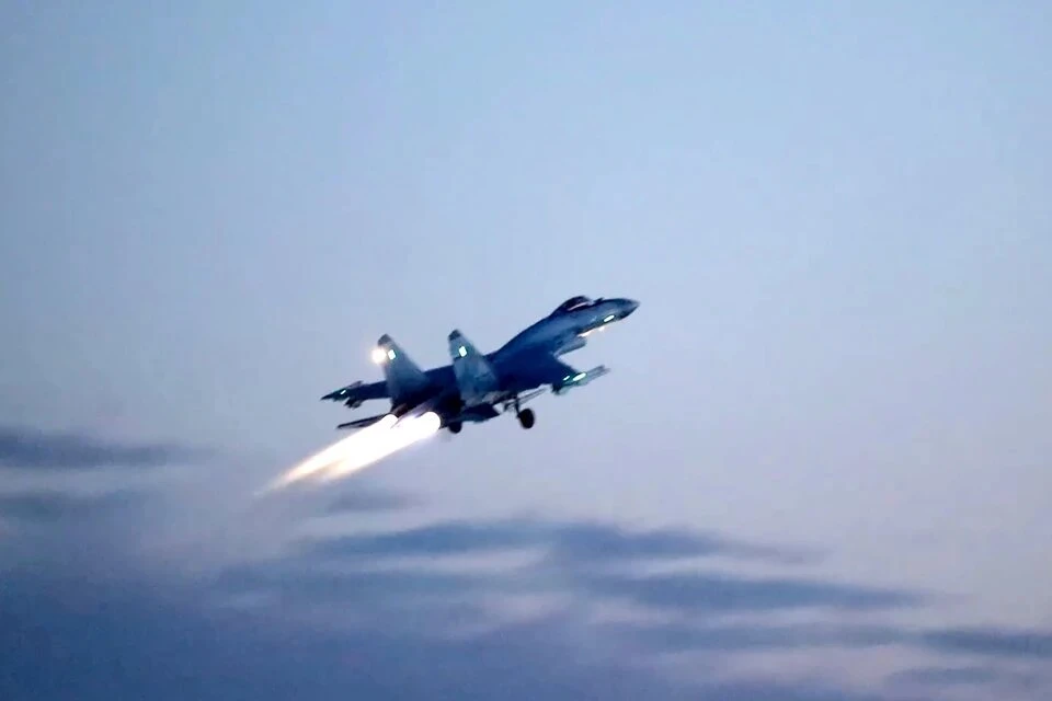 Минобороны: ВКС поразили ФАБ-500 пункты ВСУ в Херсонской и Харьковской областях Фото: Пресс-служба Минобороны РФ/ТАСС