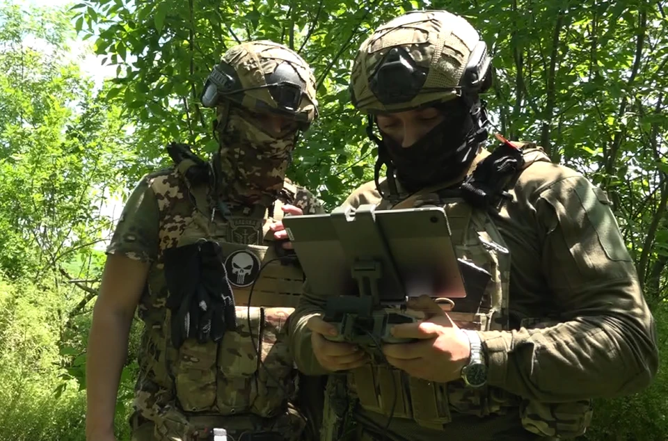 Боец Беркут: ВС РФ уверенно и стремительно зачищают Красный Лиман в ДНР