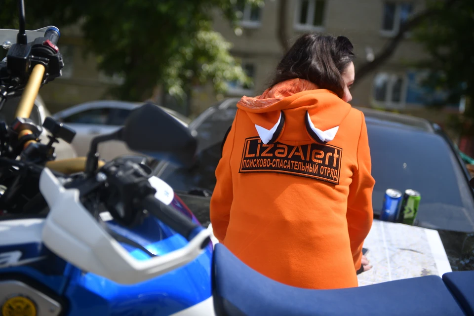 В Батайске полиция и неравнодушные граждане нашли двух пропавших школьниц.