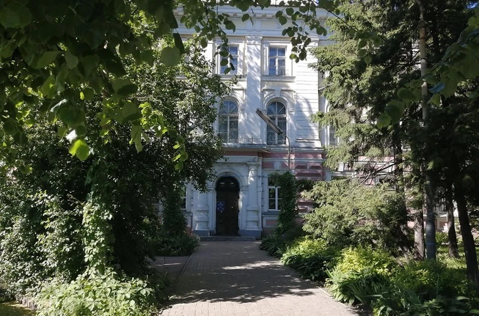 Полные итоги приемной кампании по всем уровням образования станут известны осенью.