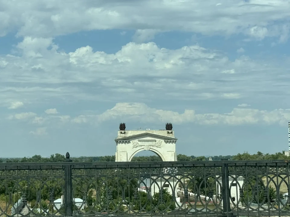 Воздух на юге города испортился из-за пожара.