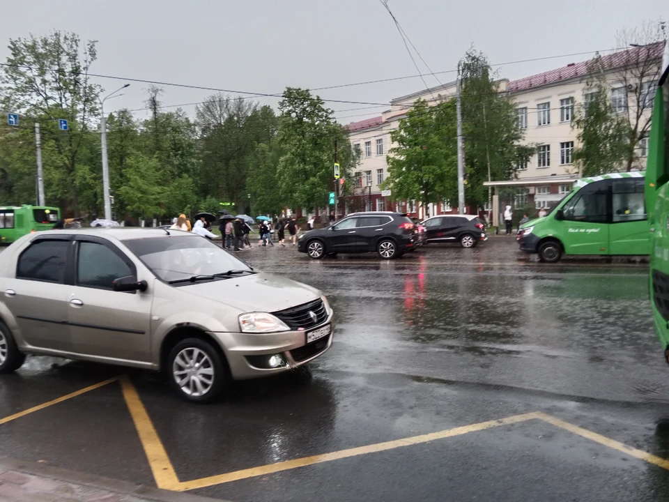 Перекрыт перекресток на улице Карла Маркса