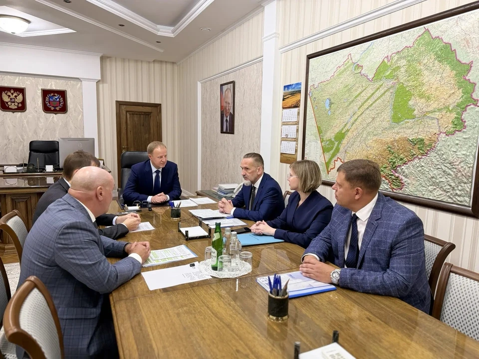 Встреча с Игорем Костюченко. Фото: max.ru/tomenko_22