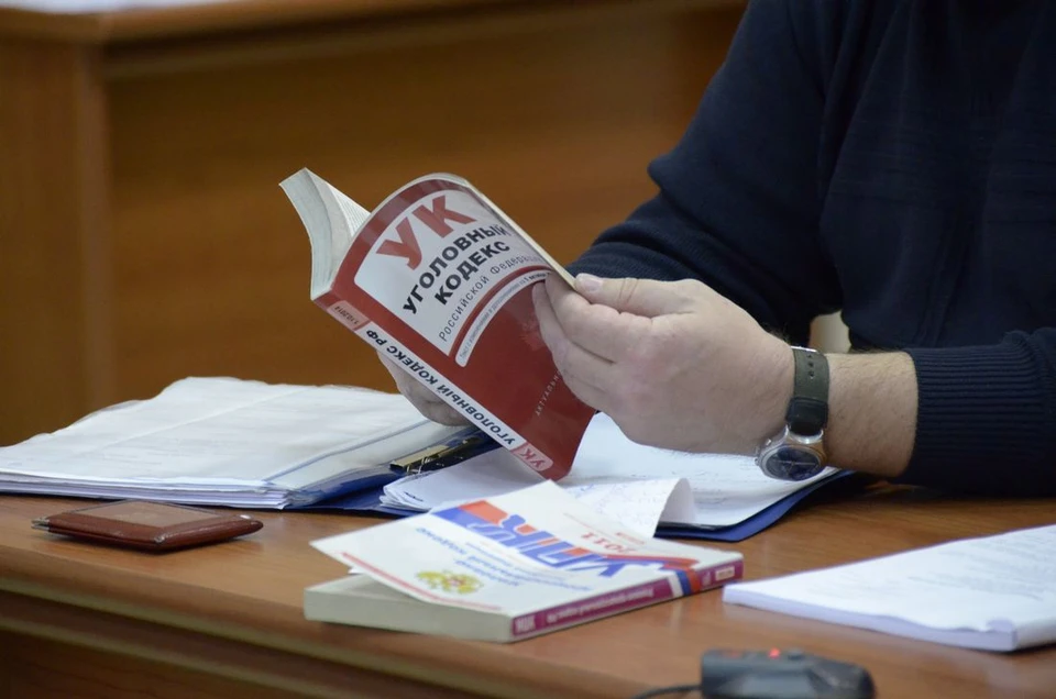 Житель Воловского района предстанет перед судом за незаконное проникновение в квартиру бывшей супруги.