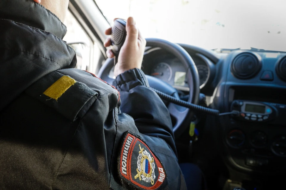 Необычный вид автомобиля ВАЗ-2114 сразу привлек внимание сотрудников дорожно-патрульной службы ОГИБДД МО МВД России «Бугурусланский» во время несения службы