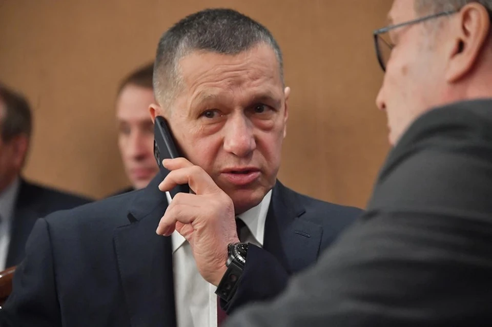 Трутнев заявил Путину, что активы 138 компаний возвращены в России