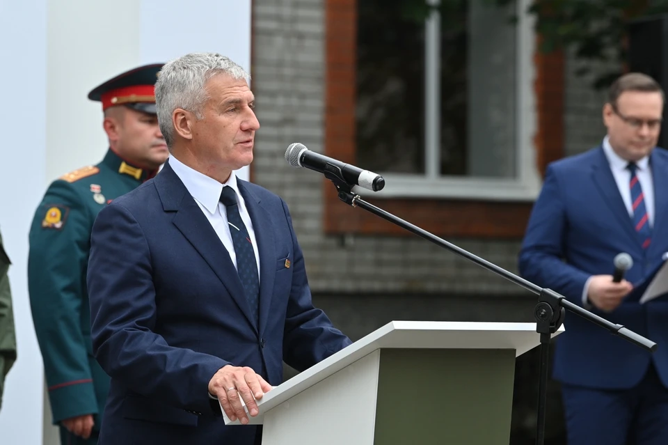 Президент Владимир Путин открыл филиал центра развития военно-спортивной подготовки и патриотического воспитания молодежи «Воин» в Петрозаводске. Фото: Управление пресс-службы главы Республики Карелия.