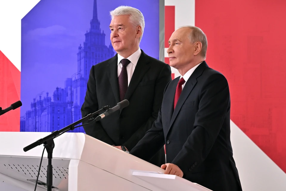 Путин и Собянин открыли новую Рублево-Архангельскую линию метро в Москве