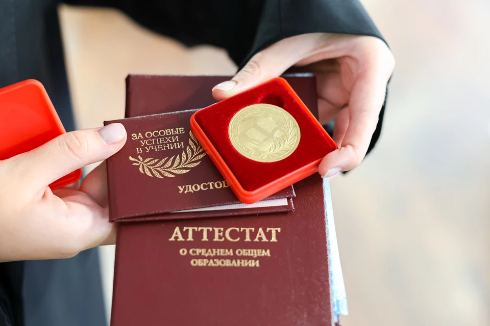 Кравцов заявил, что оценки за поведение не влияют на аттестат
