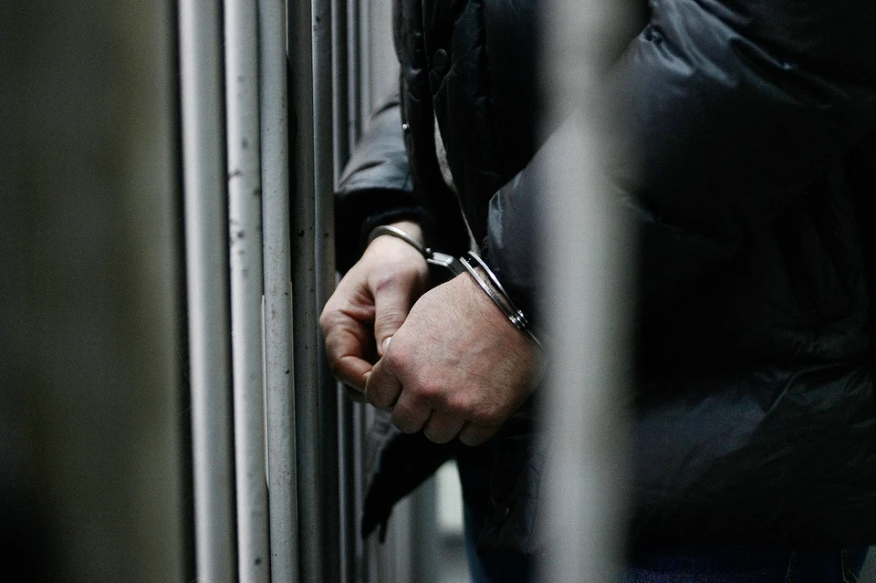 Суд признал мужчину виновным по двум эпизодам обвинения