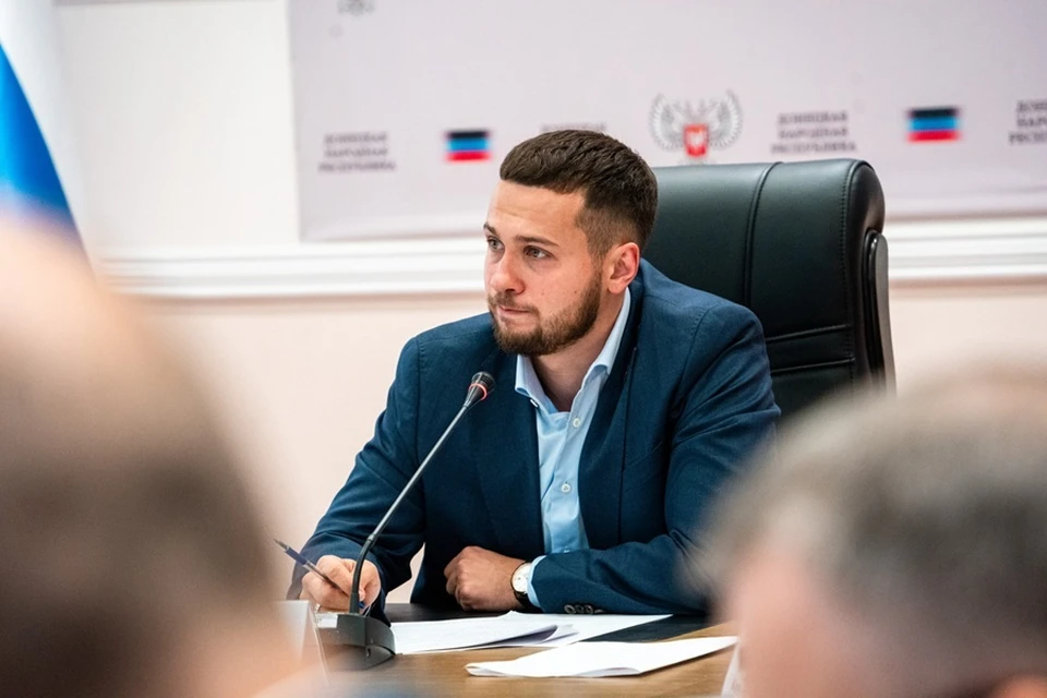 Первый вице-премьер ДНР сообщил, что стратегию развития Приазовья переводят в единую цифровую систему. Фото: ТГ/Макаров