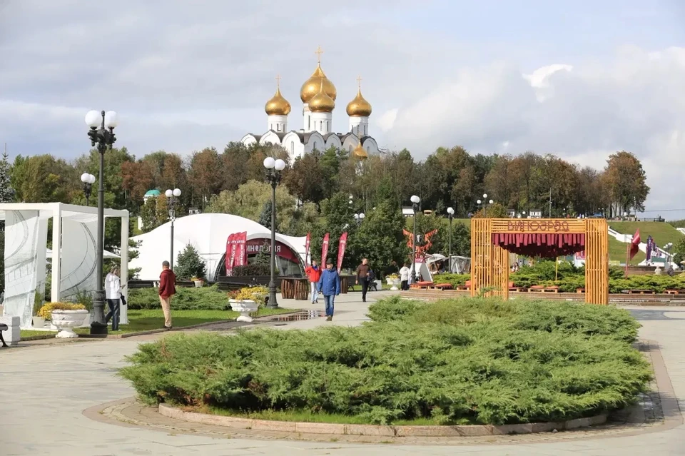 Гостей фестиваля ждут на ярославской Стрелке. Фото: ПСБ
