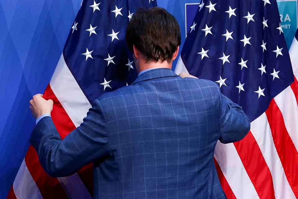 В США сейчас эпидемия одиночества, люди не хотят общаться и ссорятся из-за политики