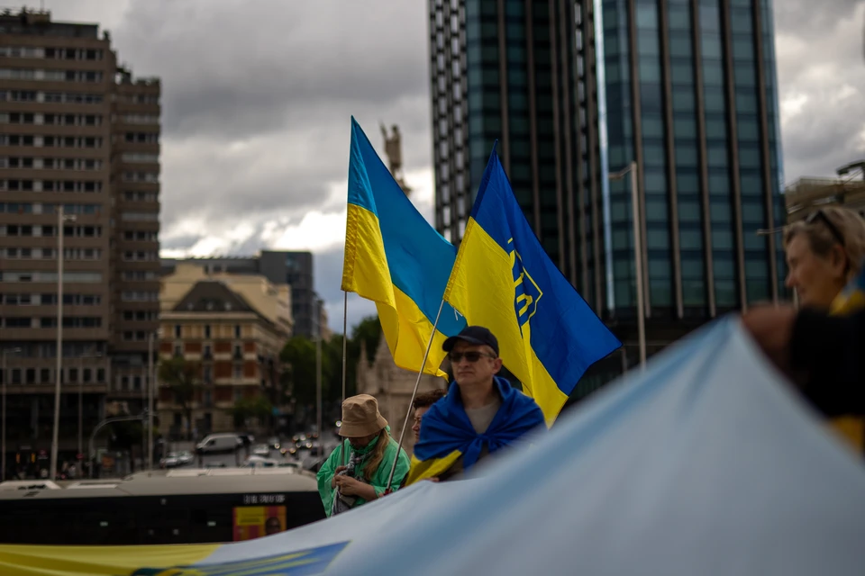 Украинцы призывного возраста продолжают ехать в ФРГ, несмотря на ограничения. Фото: David Canales/Keystone Press Agency/Global Look Press