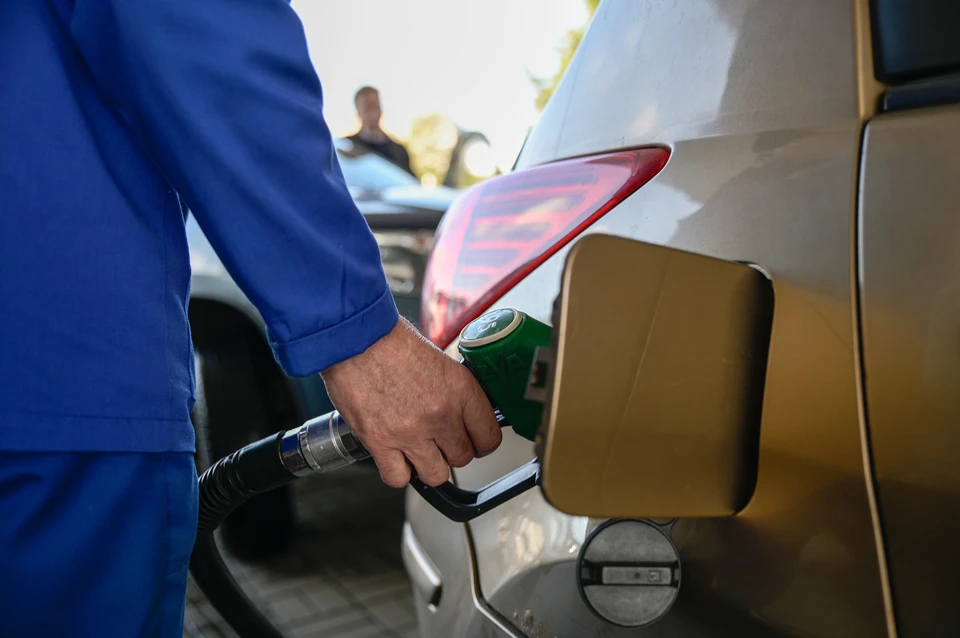 В розничную сеть направлено 457 тонн топлива