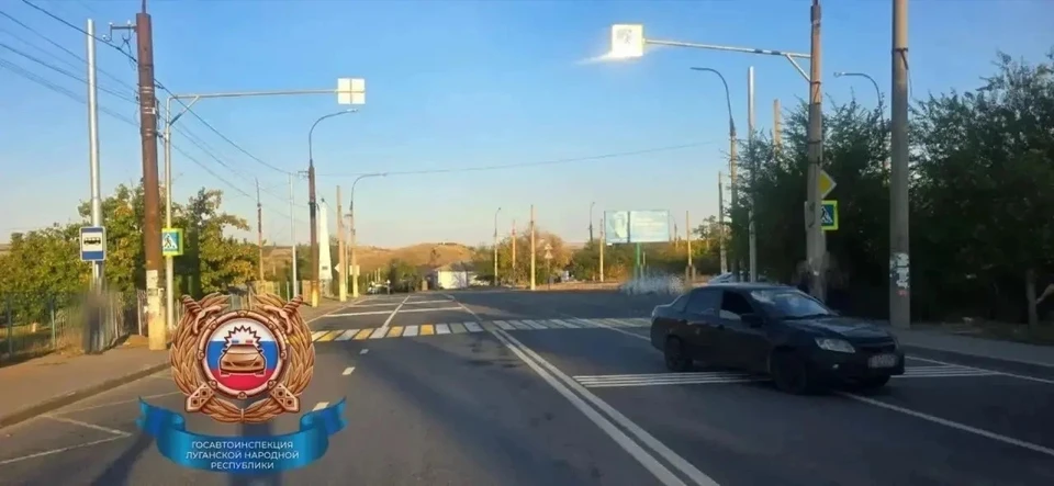 В Краснодоне водитель "Лады" сбил школьника на зебре. ФОТО: МВД по ЛНР