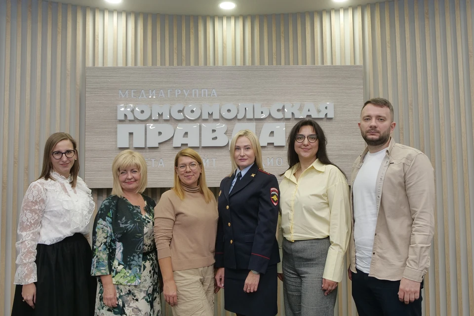 Эксперты дали практические советы о том, как распознать, что ваш ребенок подвергся деструктивному влиянию в интернете. Фото: Луиза Кармазина