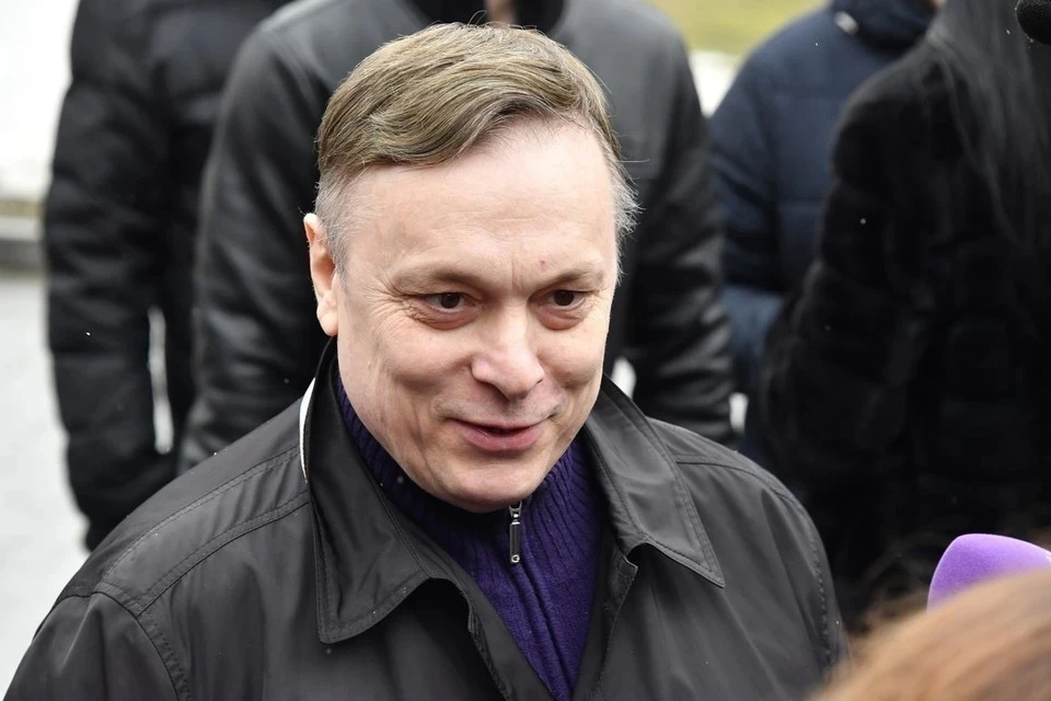 Экс-продюсер «Ласкового мая» Андрей Разин решил подать в суд на Россию: он требует миллиард долларов