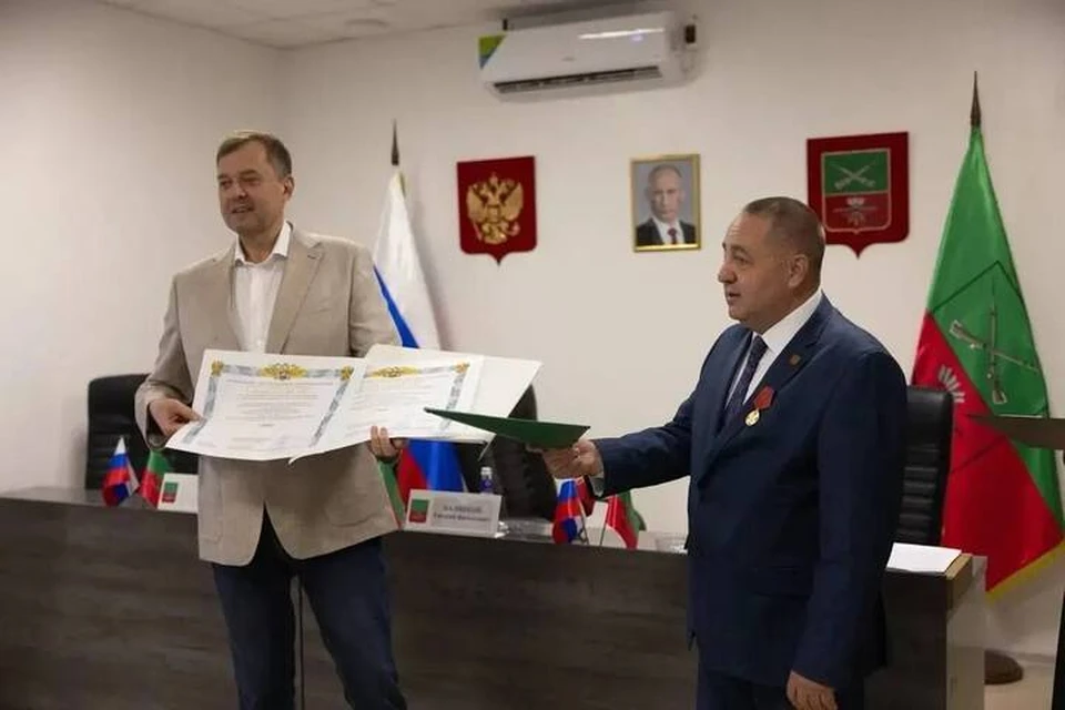 Символика региона официально утверждена на федеральном уровне. Фото: Евгений Балицкий/МАХ