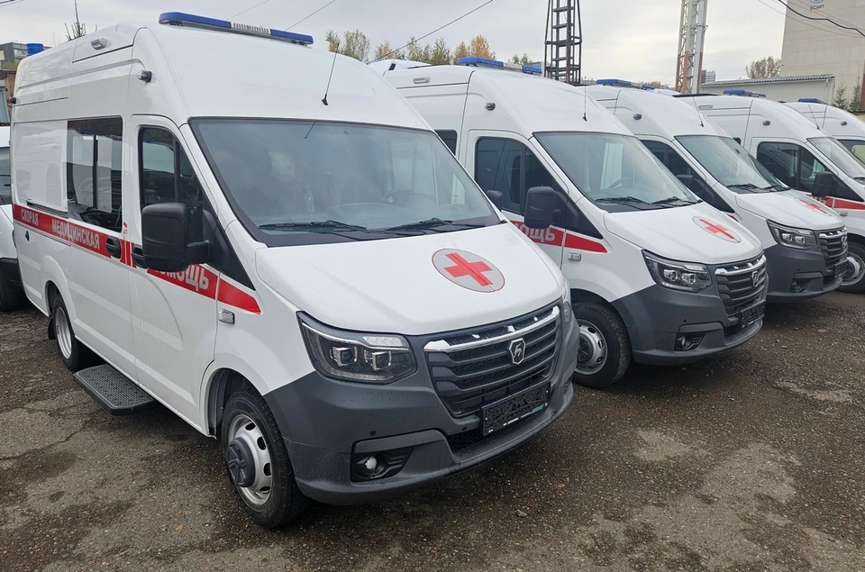 В Красноярский край поступила новая партия автомобилей скорой помощи. Фото: минздрав