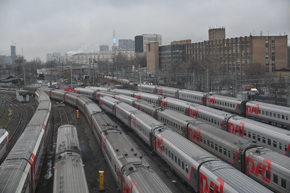В Ростовской области количество задержанных поездов выросло до 25 составов.