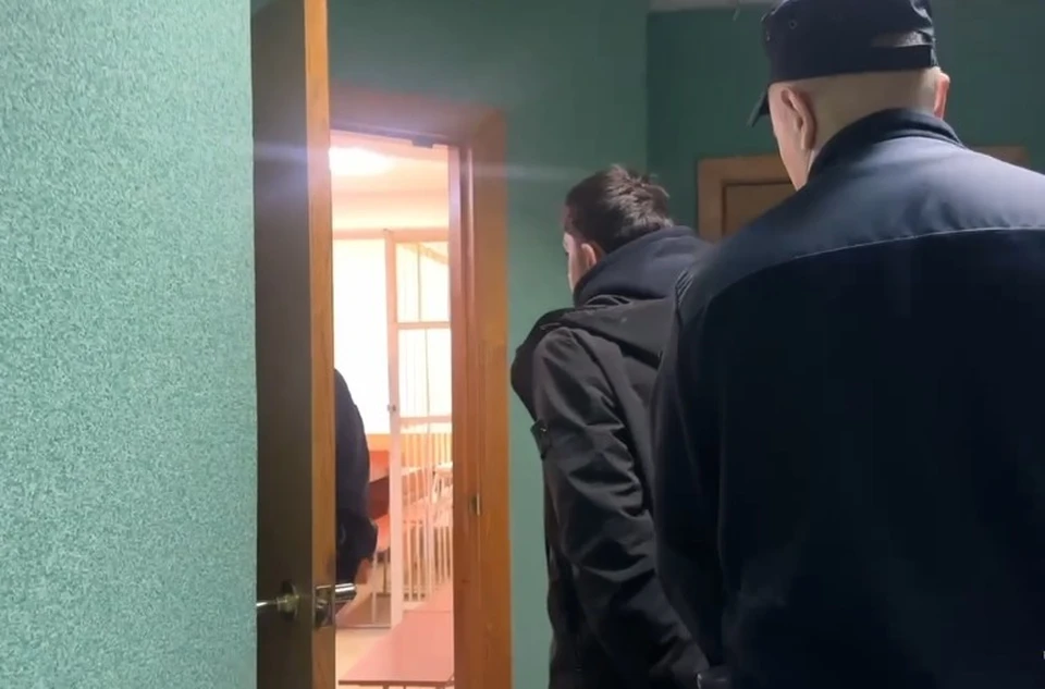Полиция обвинила новосибирского спортсмена в избиении прохожего на парковке. Фото: ГУ МВД России по НСО