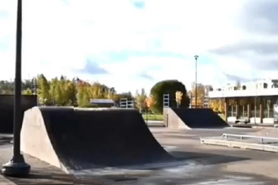 В скейт-парке вновь стало безопасно. Фото: скрин с видео