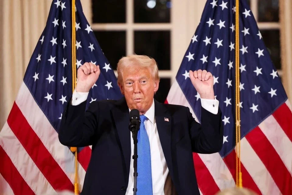 Трамп записал Гренландию в одну из военных баз США: Американец показал странное фото