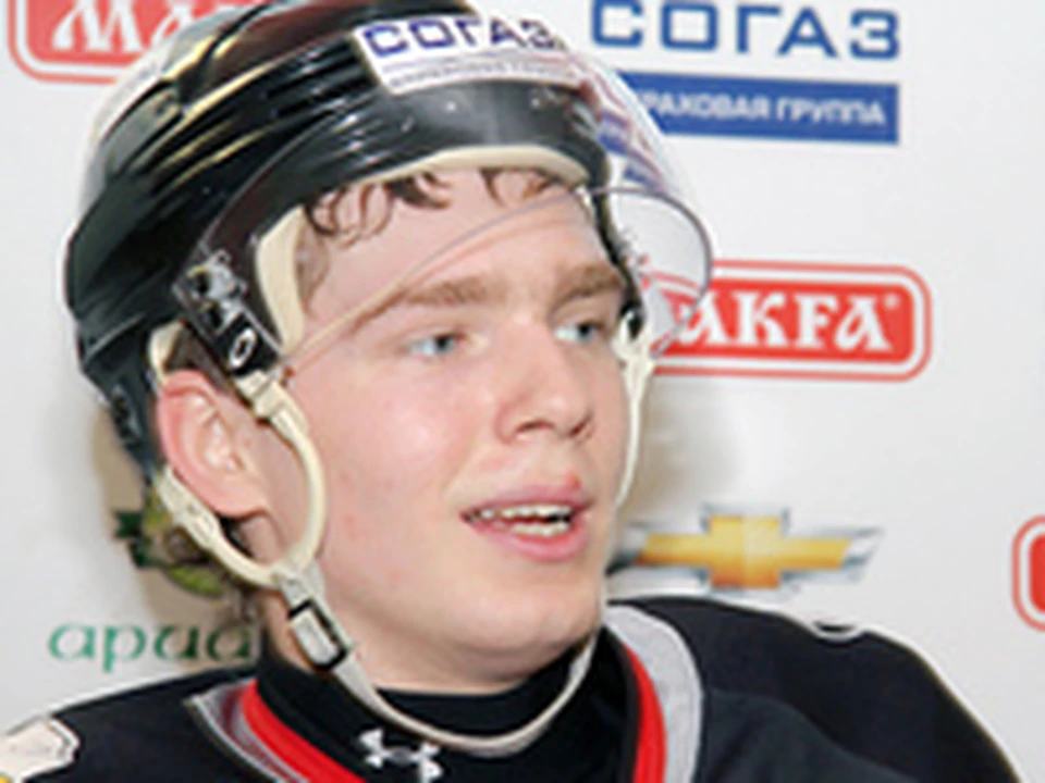Евгений Кузнецов сыграл в компании лучших игроков КХЛ.