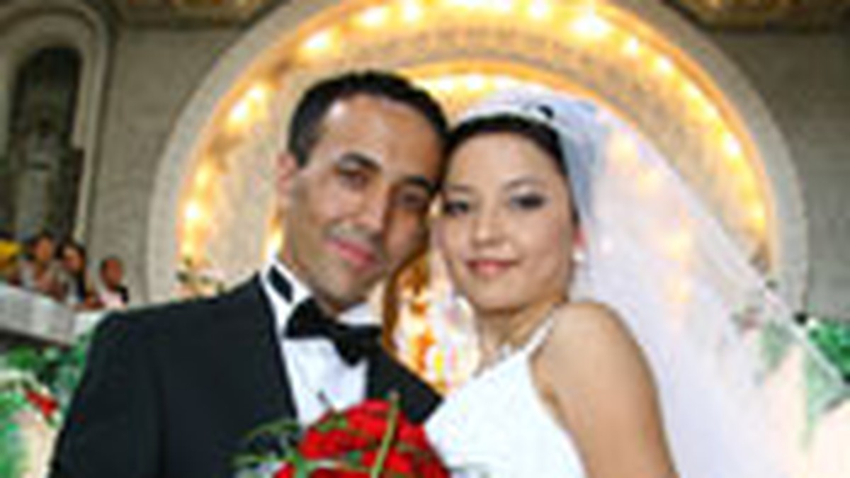 Транс және би порно