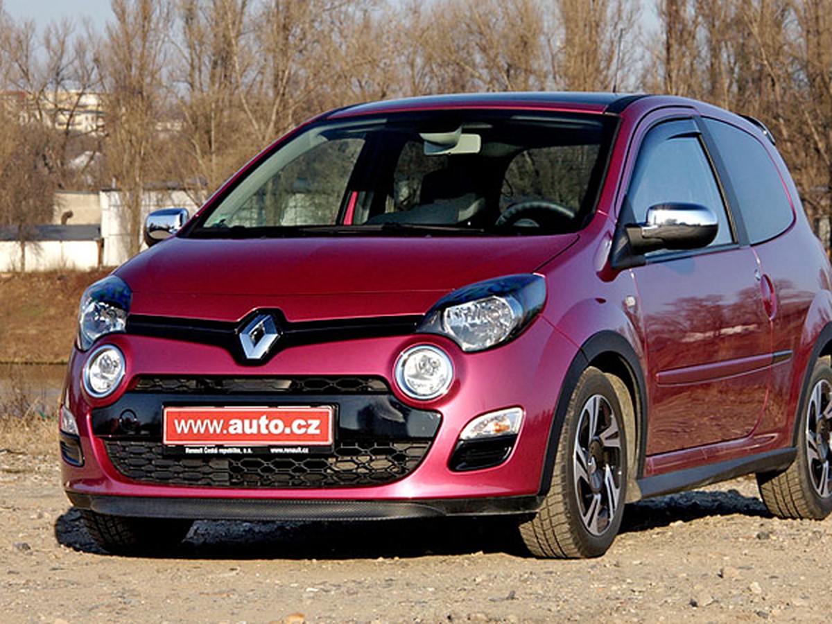 Тест-драйв Renault Twingo: король возвращается? - KP.RU