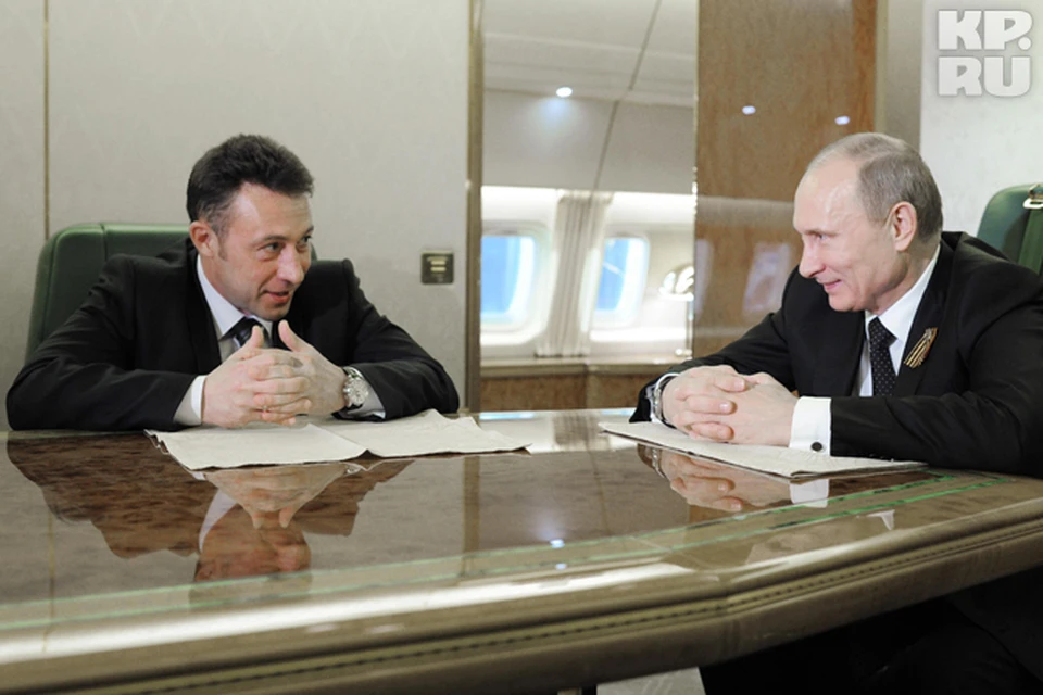 10 мая Игорь Рюрикович сопровождал Владимира Путина во время визита на Урал. А вчера глава государства предложил ему пост своего представителя в УрФО. И он согласился!
