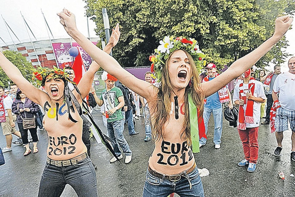 Голые активистки FEMEN cыграли в хоккей (ФОТО) — Новости Оренбурга и области - 56orb