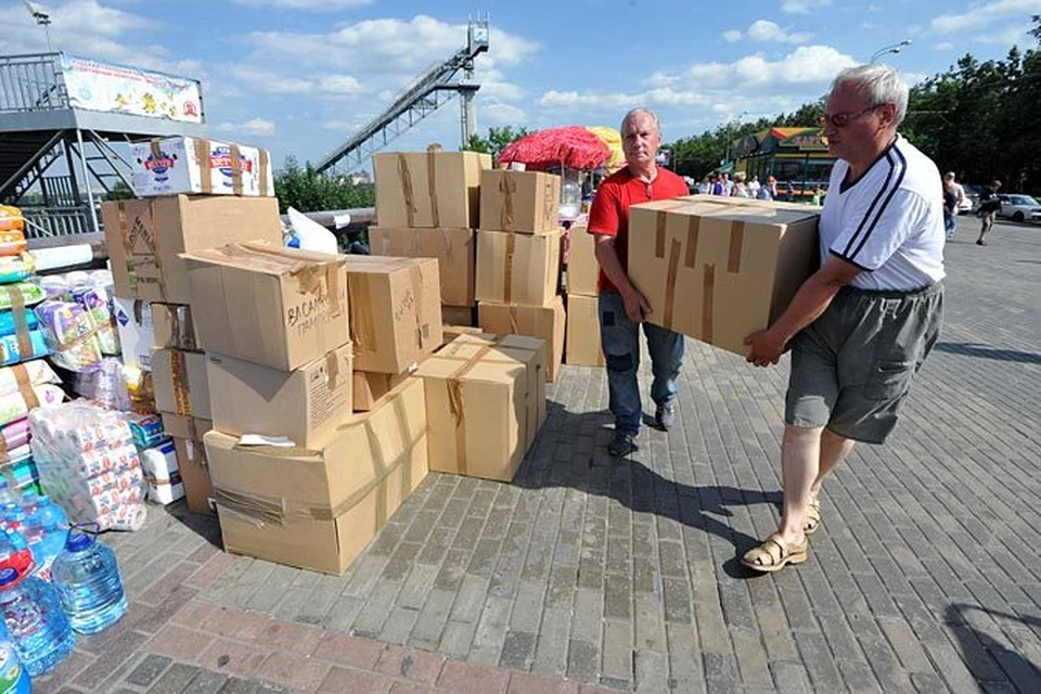 В столице добровольцы развернули десятки точек приема помощи