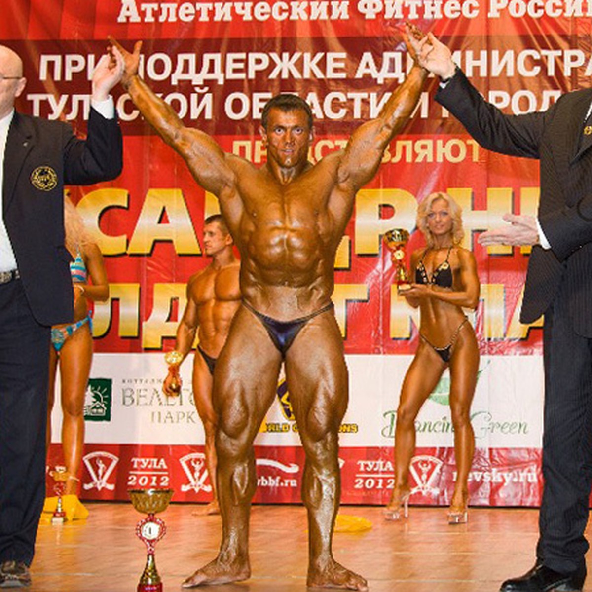 Александр Невский организовал свой чемпионат по бодибилдингу - KP.RU