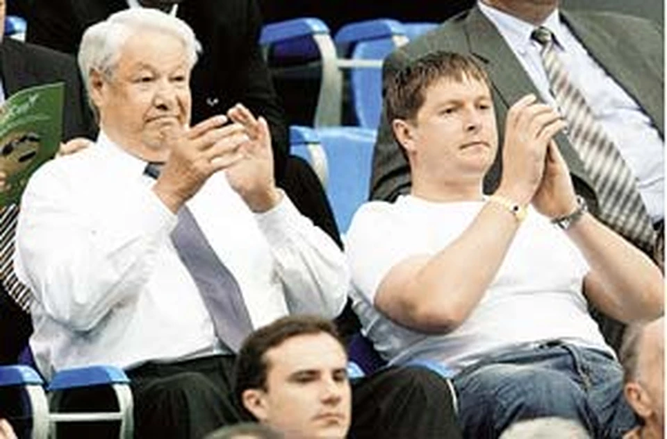 Экс-глава государства Борис Ельцин и бывший король рейтинга АТП Евгений Кафельников - одни из самых тонких ценителей женского тенниса.