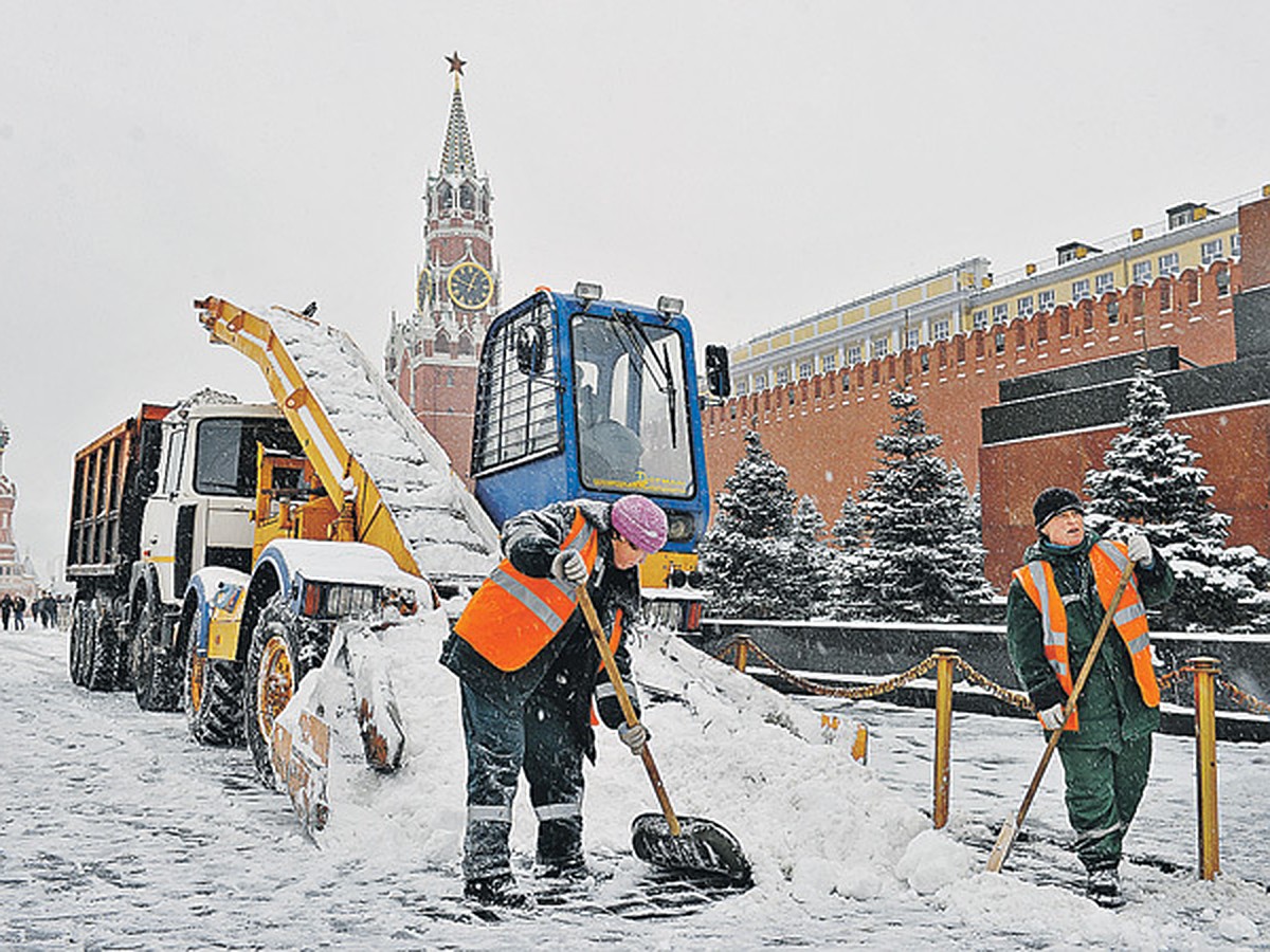 Москву от снега будут убирать с помощью спутников и видеокамер - KP.RU