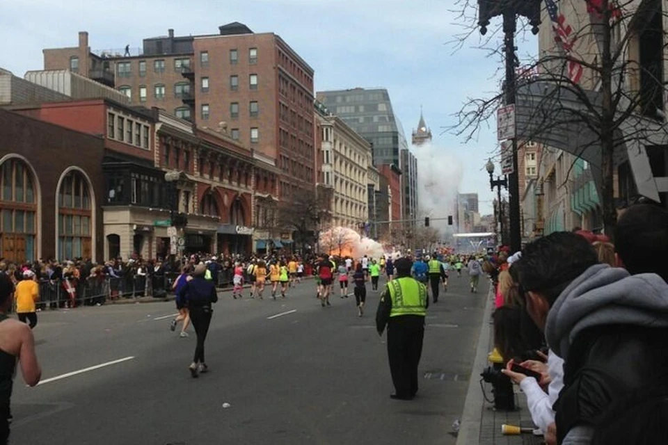 Число пострадавших при взрывах в Бостоне возросло до 144
