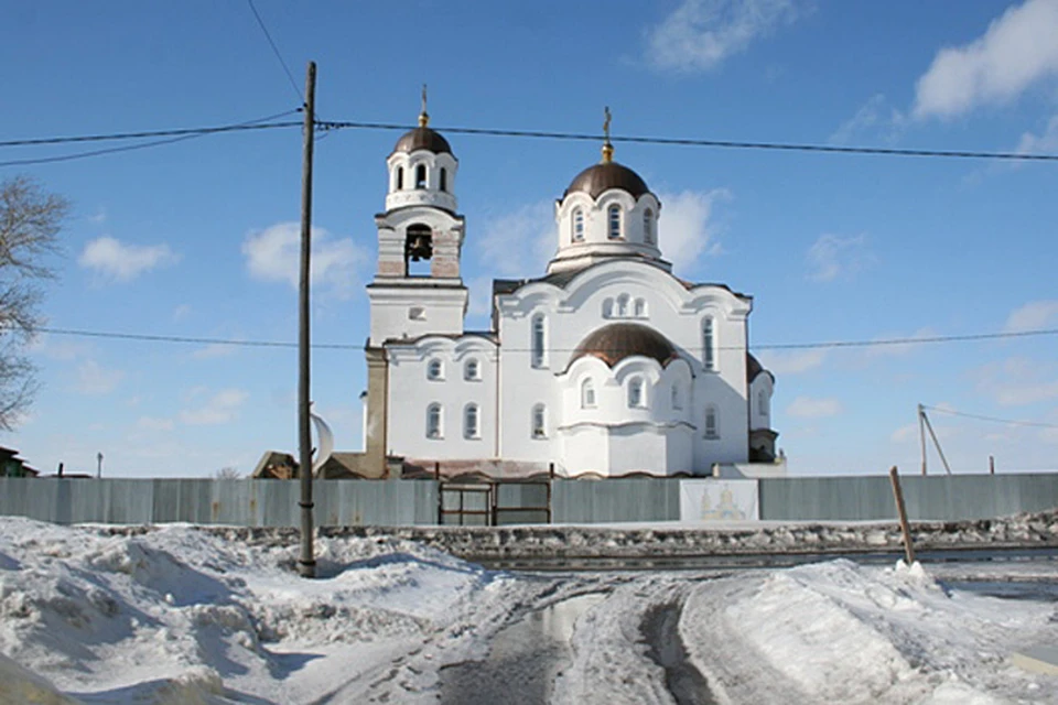 Этот храм находится в селе Частоозерье в Курганской области, - рассказал «Комсомолке» депутат