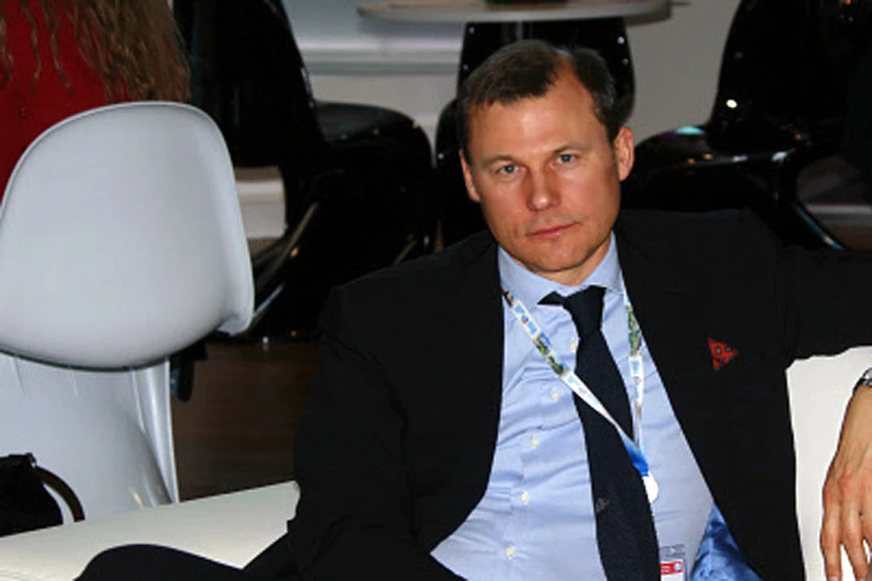По словам министра, новый директор «Почты России» Дмитрий Страшнов уже договорился об ускорении таможенного оформления международных посылок