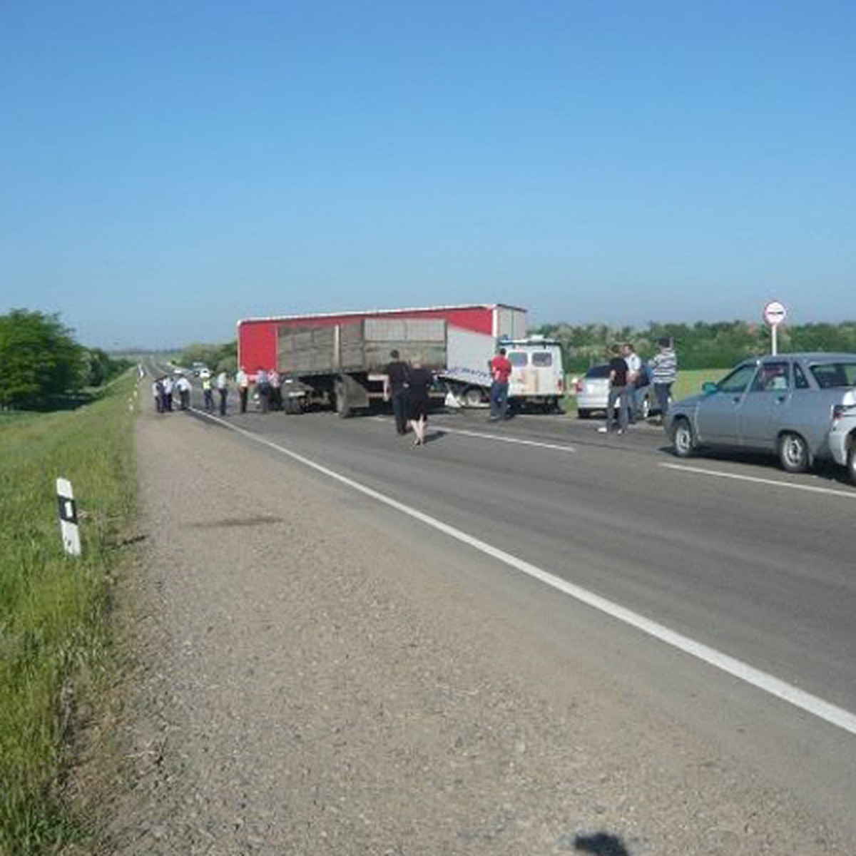 Сразу 13 автомобилей попали в аварию на Кубани из-за тумана - KP.RU